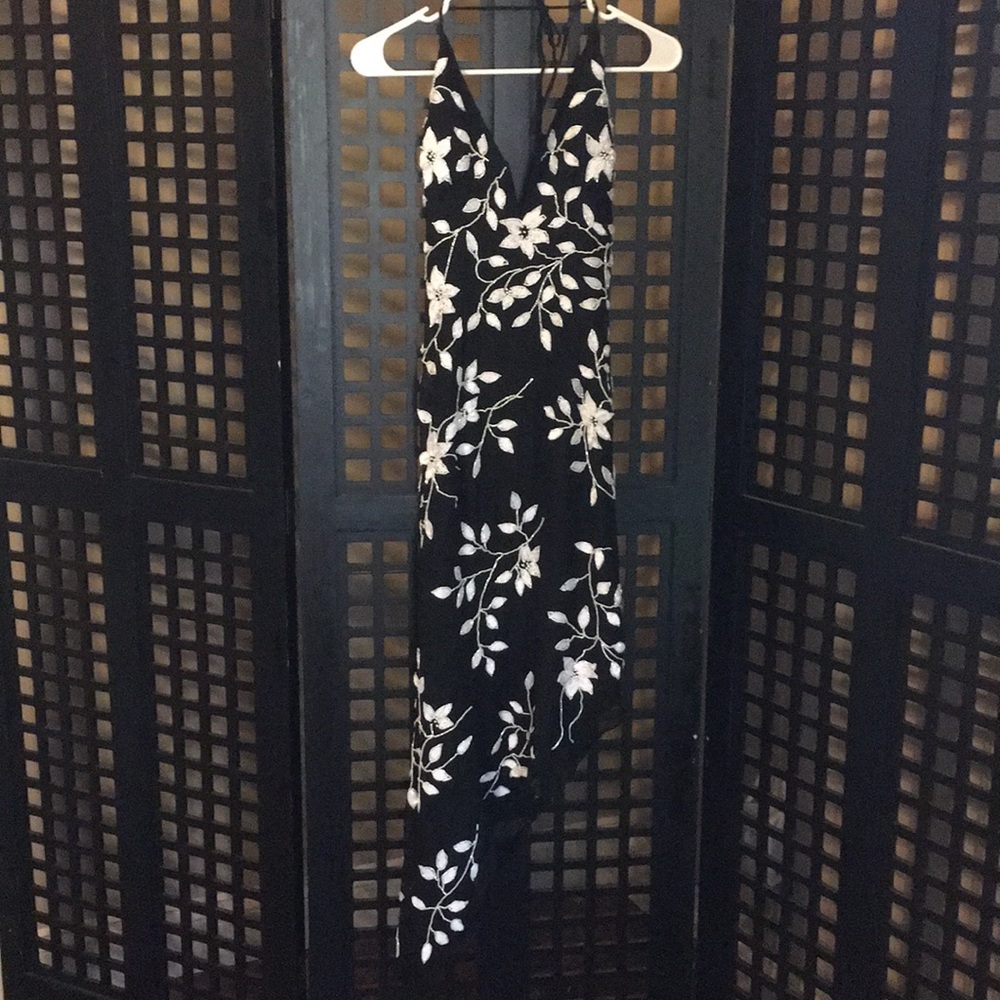 Cache dress